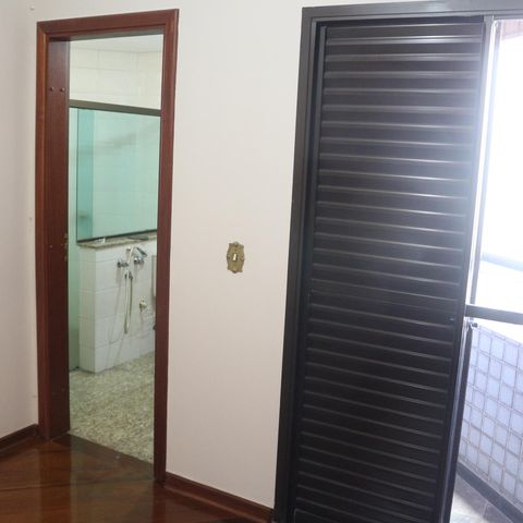 Apartamento à venda com 205m², 4 quartos e 3 vagasSuíte 1