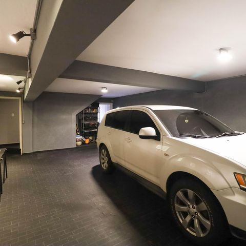 Casa à venda com 215m², 3 quartos e 4 vagas