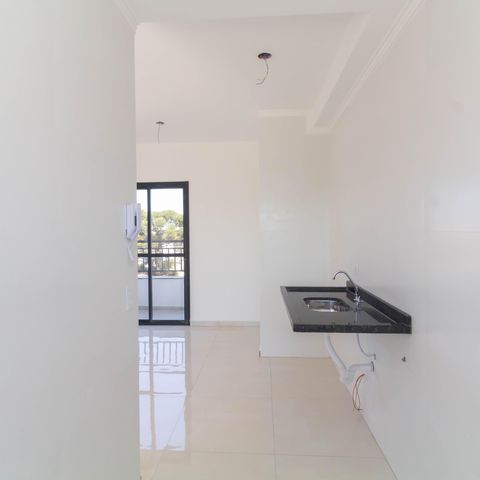 Apartamento à venda com 80m², 2 quartos e 1 vaga Apartamento à venda com 80m², 2 quartos e 1 vagaCozinha e Área de Serviço