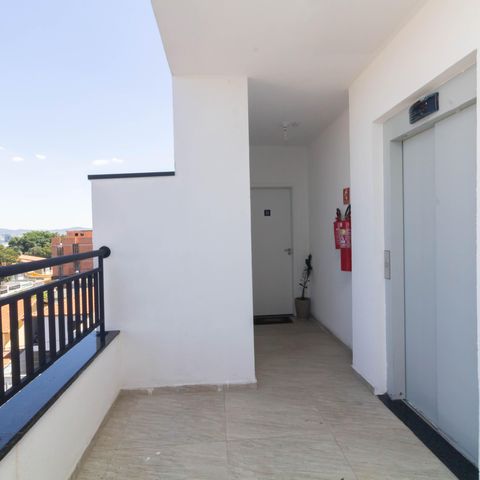 Apartamento à venda com 80m², 2 quartos e 1 vaga Apartamento à venda com 80m², 2 quartos e 1 vagaÁrea comum