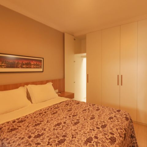 Casa à venda com 165m², 3 quartos e 2 vagas Casa à venda com 165m², 3 quartos e 2 vagasSuíte