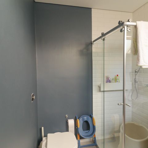 Casa à venda com 165m², 3 quartos e 2 vagas Casa à venda com 165m², 3 quartos e 2 vagasBanheiro
