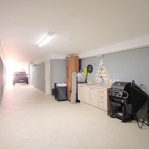 Casa à venda com 320m², 4 quartos e 7 vagasGaragem