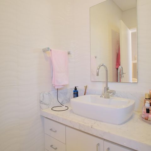 Casa à venda com 320m², 4 quartos e 7 vagasBanheiro da Suíte 3