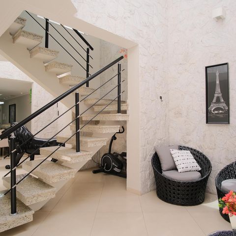 Casa à venda com 320m², 4 quartos e 7 vagasSala