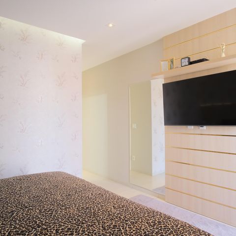 Casa à venda com 320m², 4 quartos e 7 vagasSuíte 1