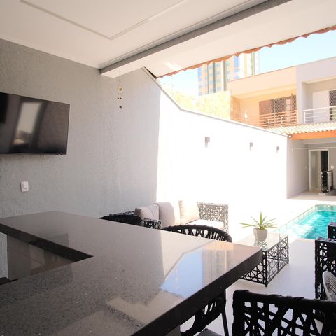 Casa à venda com 320m², 4 quartos e 7 vagasÁrea gourmet