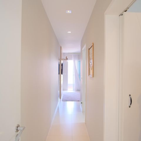 Casa à venda com 320m², 4 quartos e 7 vagasCorredor