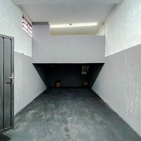 Apartamento à venda com 165m², 2 quartos e 2 vagas Apartamento à venda com 165m², 2 quartos e 2 vagasGaragem