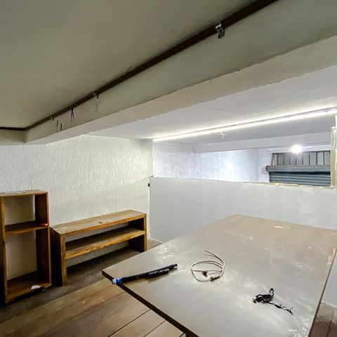 Apartamento à venda com 165m², 2 quartos e 2 vagas Apartamento à venda com 165m², 2 quartos e 2 vagasEscritório
