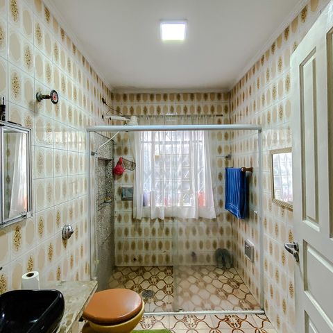 Apartamento à venda com 165m², 2 quartos e 2 vagas Apartamento à venda com 165m², 2 quartos e 2 vagasBanheiro
