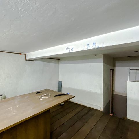 Apartamento à venda com 165m², 2 quartos e 2 vagas Apartamento à venda com 165m², 2 quartos e 2 vagasEscritório