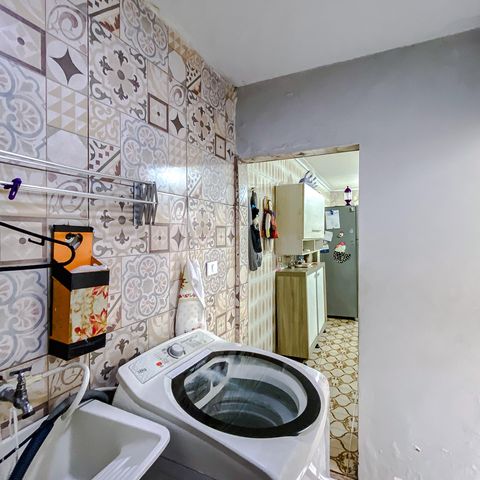 Apartamento à venda com 165m², 2 quartos e 2 vagas Apartamento à venda com 165m², 2 quartos e 2 vagasÁrea de Serviço