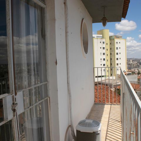 Apartamento à venda com 170m², 3 quartos e 2 vagasVaranda da suíte
