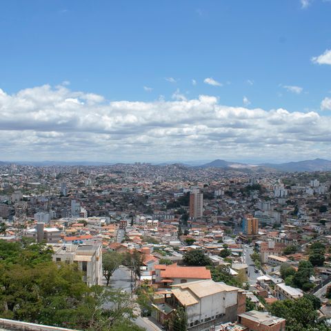 Apartamento à venda com 170m², 3 quartos e 2 vagasSuíte - Vista
