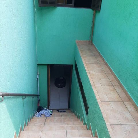 Casa à venda com 200m², 3 quartos e sem vaga