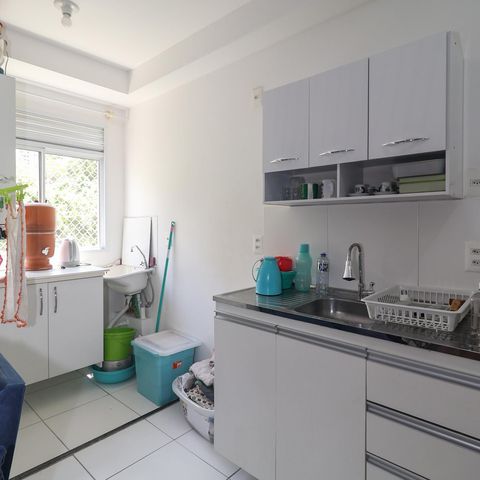 Apartamento à venda com 48m², 2 quartos e 1 vaga Apartamento à venda com 48m², 2 quartos e 1 vagaCozinha