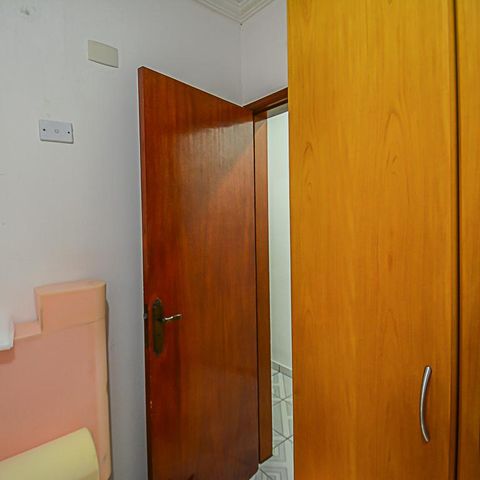 Casa à venda com 137m², 3 quartos e 2 vagas Casa à venda com 137m², 3 quartos e 2 vagasQuarto 2