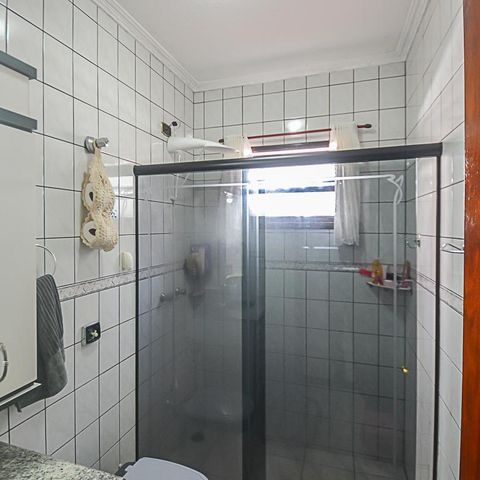Casa à venda com 137m², 3 quartos e 2 vagas Casa à venda com 137m², 3 quartos e 2 vagasBanheiro