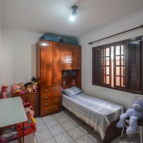 Casa à venda com 137m², 3 quartos e 2 vagas Casa à venda com 137m², 3 quartos e 2 vagasQuarto 1