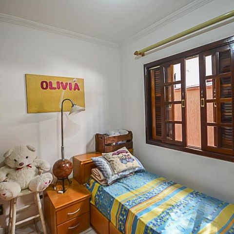 Casa à venda com 137m², 3 quartos e 2 vagas Casa à venda com 137m², 3 quartos e 2 vagasQuarto 2
