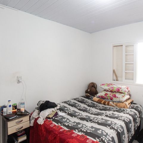 Casa à venda com 105m², 2 quartos e 2 vagas Casa à venda com 105m², 2 quartos e 2 vagasSuíte