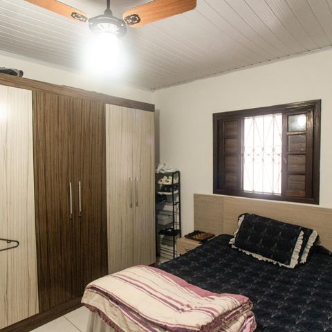 Casa à venda com 105m², 2 quartos e 2 vagas Casa à venda com 105m², 2 quartos e 2 vagasQuarto
