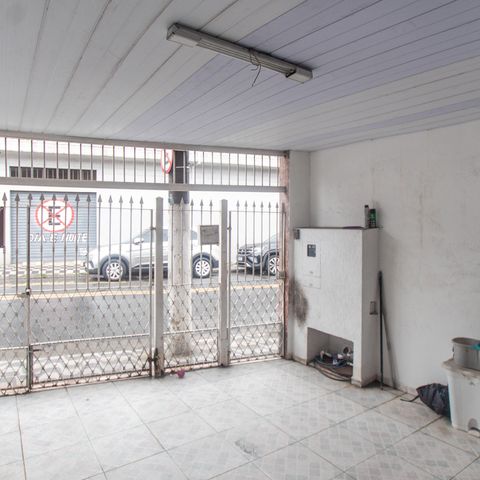 Casa à venda com 105m², 2 quartos e 2 vagas Casa à venda com 105m², 2 quartos e 2 vagasGaragem