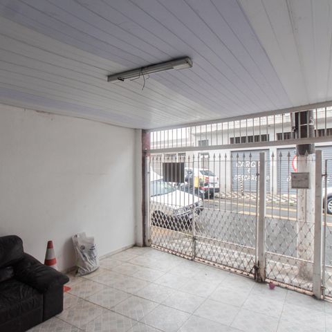 Casa à venda com 105m², 2 quartos e 2 vagas Casa à venda com 105m², 2 quartos e 2 vagasGaragem