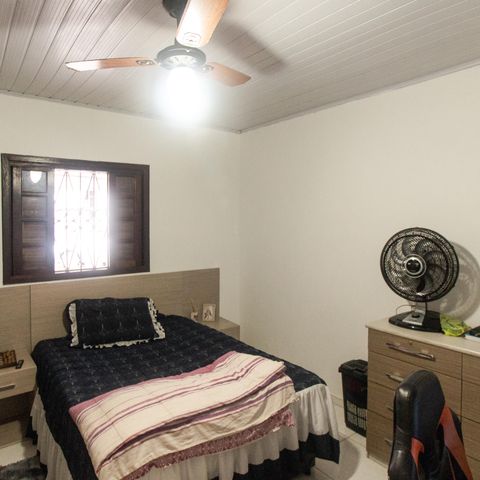 Casa à venda com 105m², 2 quartos e 2 vagas Casa à venda com 105m², 2 quartos e 2 vagasQuarto