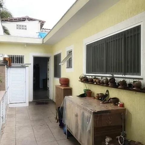 Casa à venda com 300m², 4 quartos e 2 vagas Casa à venda com 300m², 4 quartos e 2 vagasFoto 09