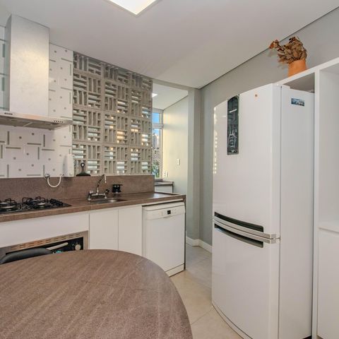 Apartamento à venda com 83m², 2 quartos e sem vaga Apartamento à venda com 83m², 2 quartos e sem vagaCozinha
