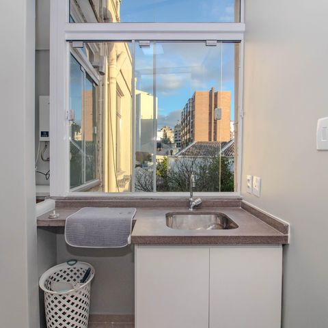 Apartamento à venda com 83m², 2 quartos e sem vaga Apartamento à venda com 83m², 2 quartos e sem vagaÁrea de Serviço