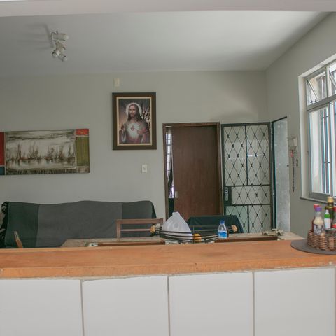 Casa à venda com 280m², 3 quartos e 6 vagas
