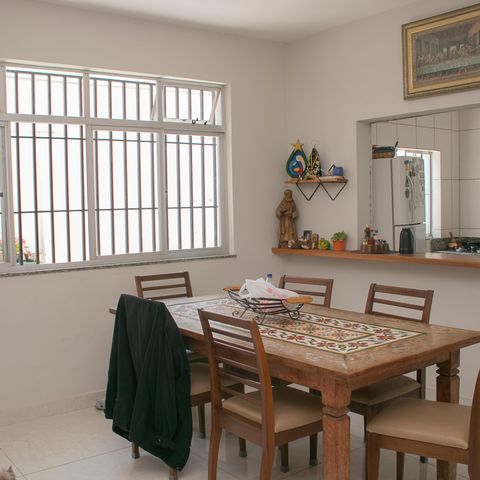 Casa à venda com 280m², 3 quartos e 6 vagas