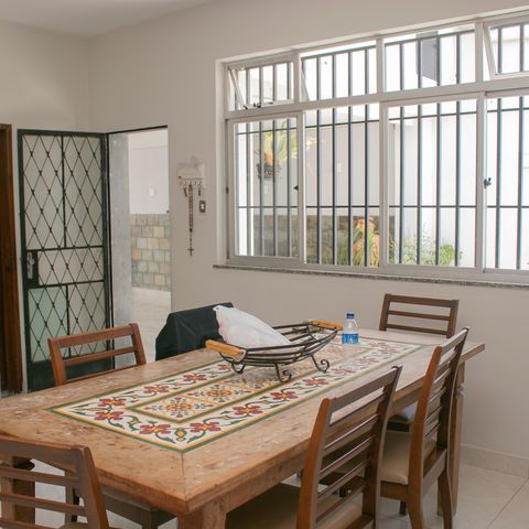 Casa à venda com 280m², 3 quartos e 6 vagas