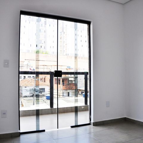 Apartamento à venda com 64m², 2 quartos e 1 vagaDetalhe - Quarto 02 com Varanda
