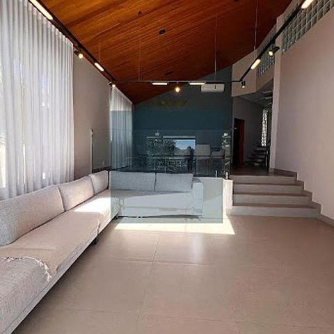 Casa à venda com 462m², 5 quartos e 4 vagas