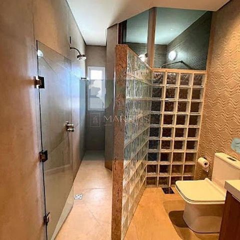 Casa à venda com 462m², 5 quartos e 4 vagas