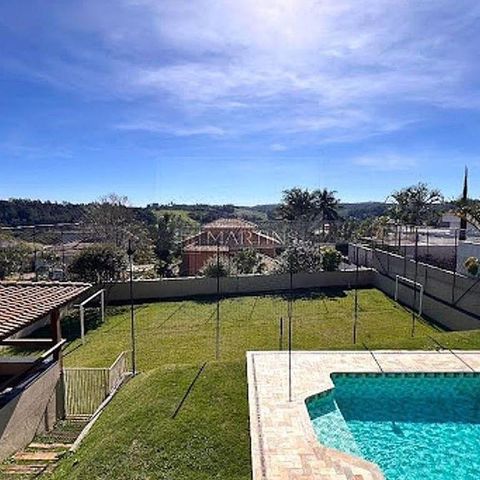 Casa à venda com 462m², 5 quartos e 4 vagas