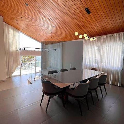 Casa à venda com 462m², 5 quartos e 4 vagas
