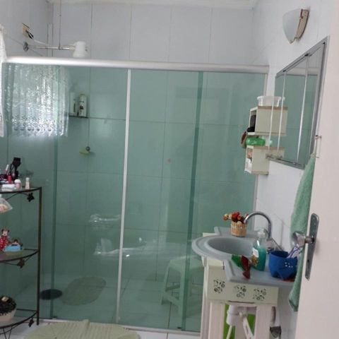 Casa à venda com 176m², 3 quartos e 4 vagas Casa à venda com 176m², 3 quartos e 4 vagasFoto 01