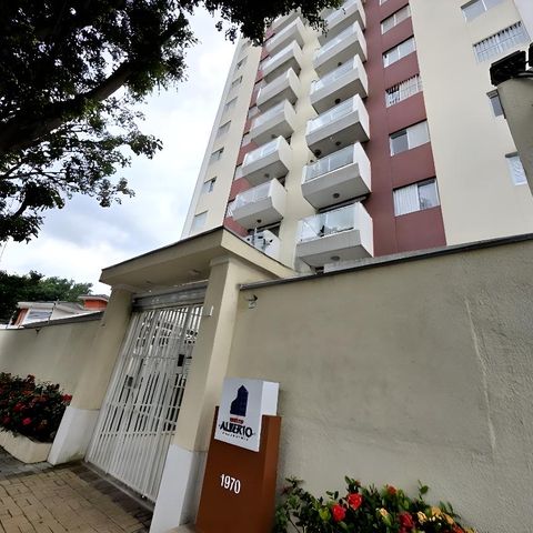 Apartamento para alugar com 80m², 2 quartos e 1 vaga Apartamento para alugar com 80m², 2 quartos e 1 vagaFachada