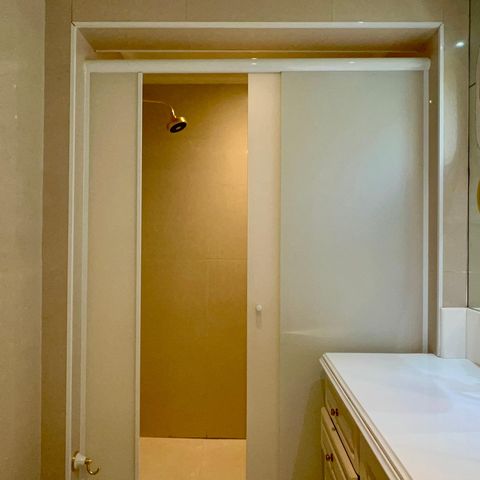 Apartamento à venda com 198m², 2 quartos e 2 vagasBanheiro da Suíte 2