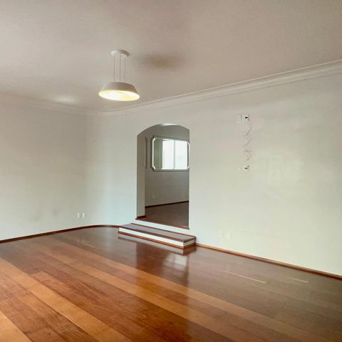 Apartamento à venda com 198m², 2 quartos e 2 vagasSala