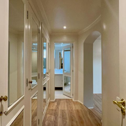 Apartamento à venda com 198m², 2 quartos e 2 vagasCloset da suíte 2