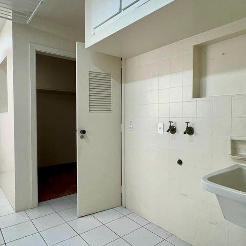 Apartamento à venda com 198m², 2 quartos e 2 vagasÁrea de Serviço