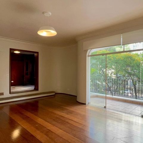 Apartamento à venda com 198m², 2 quartos e 2 vagasSala