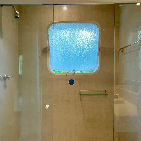 Apartamento à venda com 198m², 2 quartos e 2 vagasBanheiro da Suíte 1