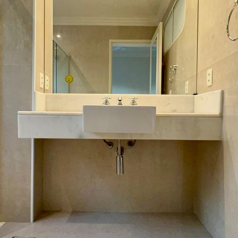 Apartamento à venda com 198m², 2 quartos e 2 vagasBanheiro da Suíte 1